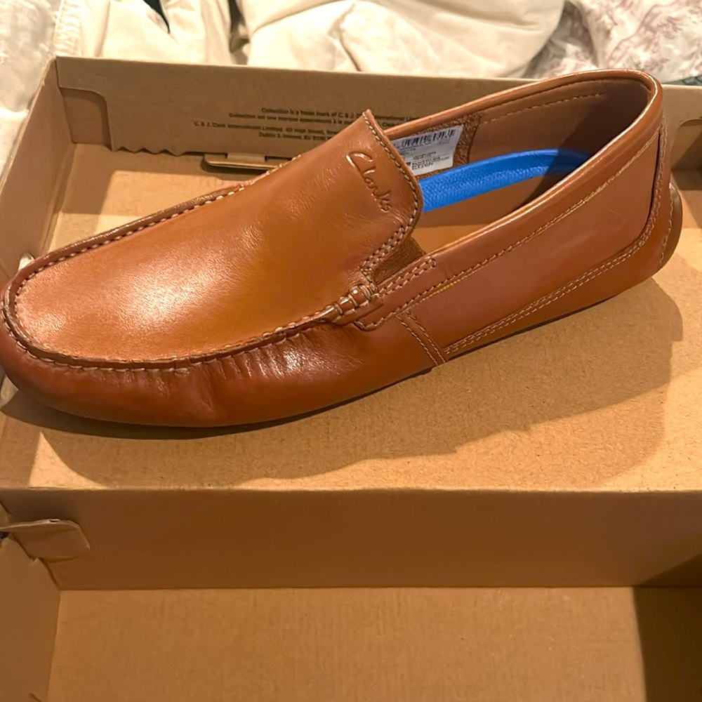 Brand New with Tags. Extreme Comfort Clark Tan loafers.